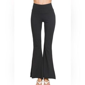 Zenana Raw Edge Hem Flare Yoga Pants🆕